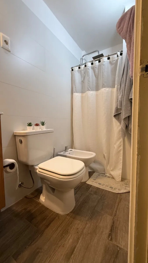 Apartamento ID.4837 - Alquiler Apartamento 2 Dormitorios Centro