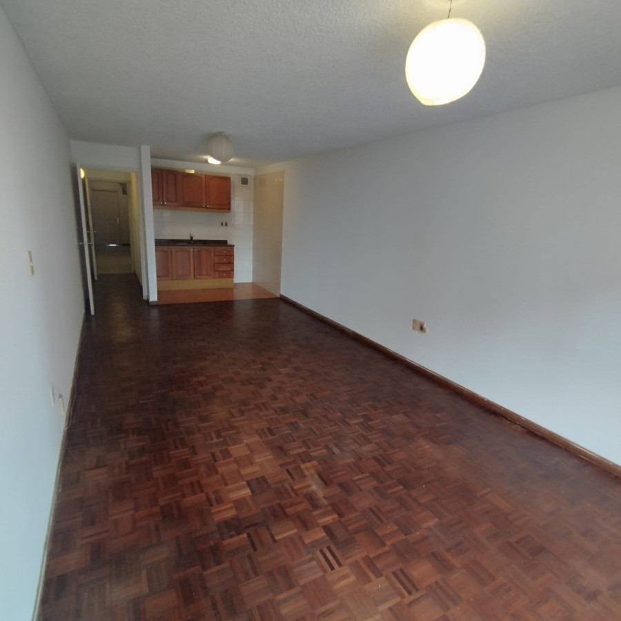 Apartamento ID.5299 - Alquiler Apartamento Monoambiente Pocitos con Balcon