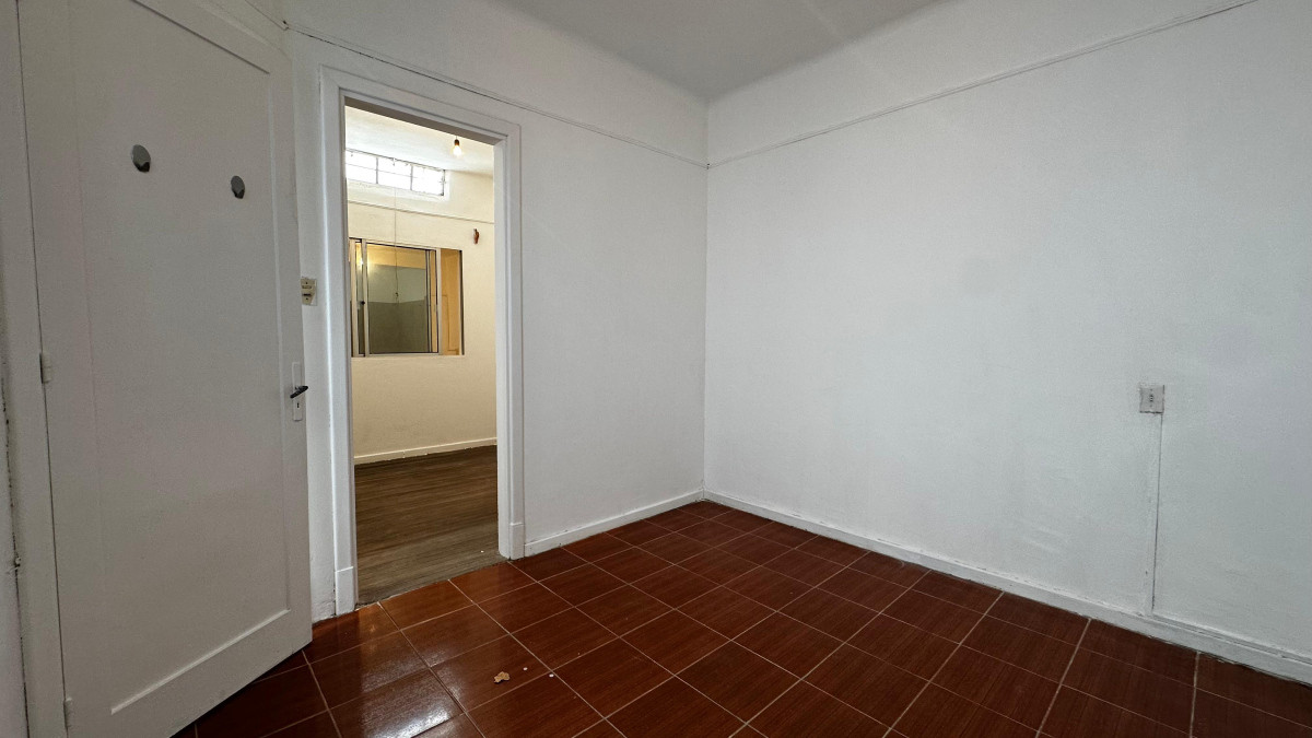Apartamento ID.4239 - Alquiler Apartamento 3 Dormitorios Cordón con Patio
