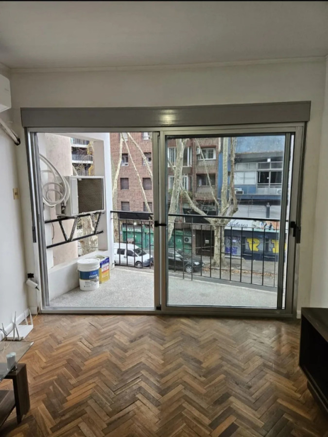 Apartamento ID.6013 - Alquiler Apartamento 2 Dormitorios Cordón con balcon