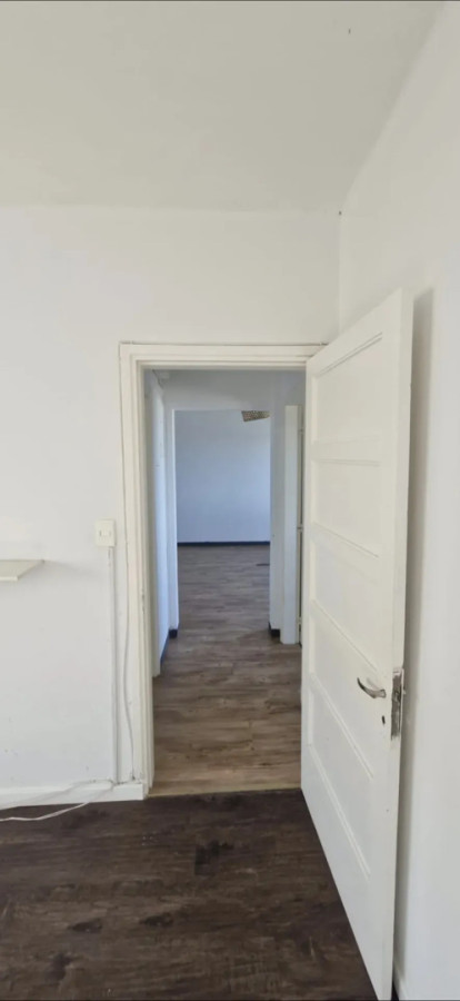 Apartamento ID.5792 - Alquiler Apartamento 2 Dormitorios Ciudad Vieja frente al Mar