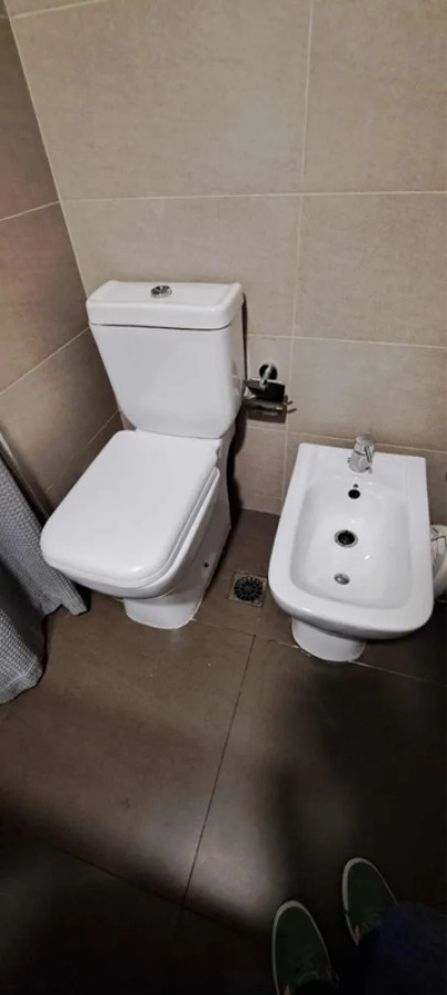 Apartamento ID.5012 - Alquiler Traspaso Apartamento 2 Dormitorios Pocitos Cochera