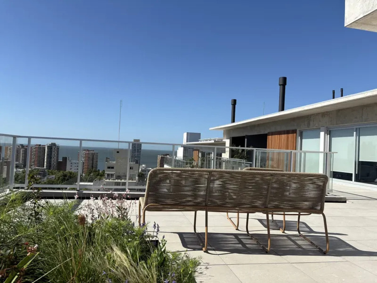 Apartamento ID.6061 - Alquiler Apartamento 1 Dormitorio Centro con balcon y garaje