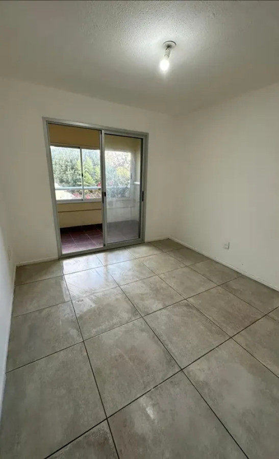 Apartamento ID.6617 - Venta con Renta Apartamento 2 Dormitorios Brazo Oriental