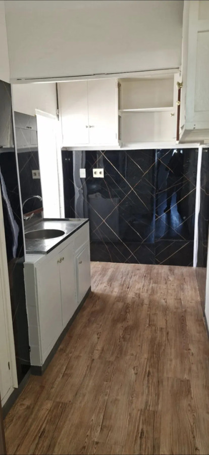 Apartamento ID.5792 - Alquiler Apartamento 2 Dormitorios Ciudad Vieja frente al Mar