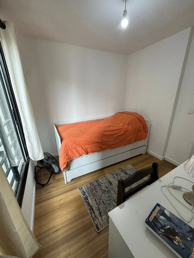 Apartamento ID.4700 - Alquiler Apartamento 2 Dormitorios Centro con cochera  