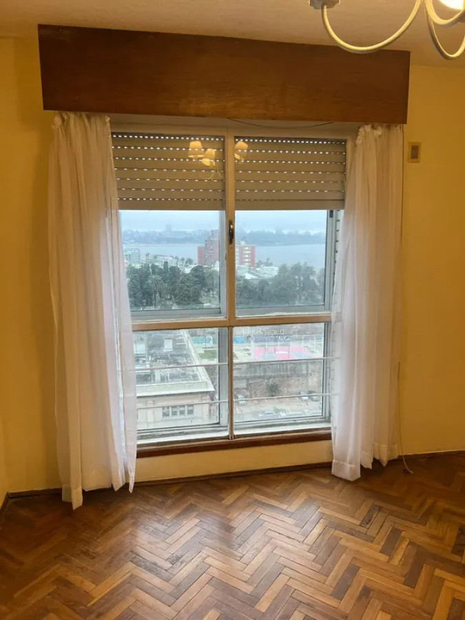 Apartamento ID.6778 - Alquiler Apartamento 1 Dormitorio Barrio Sur con balcon 