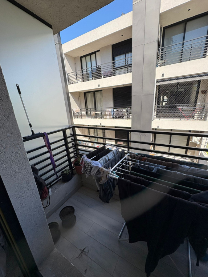 Apartamento ID.5502 - Alquiler Apartamento Monoambiente Malvin con balcon