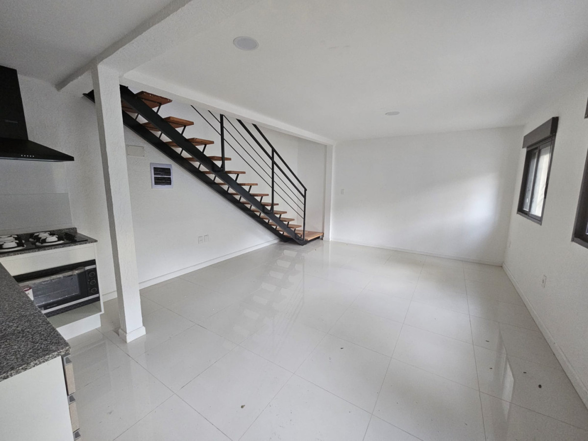 Apartamento ID.5860 - Venta Apartamento a Estrenar 2 Dormitorios La Comercial Duplex