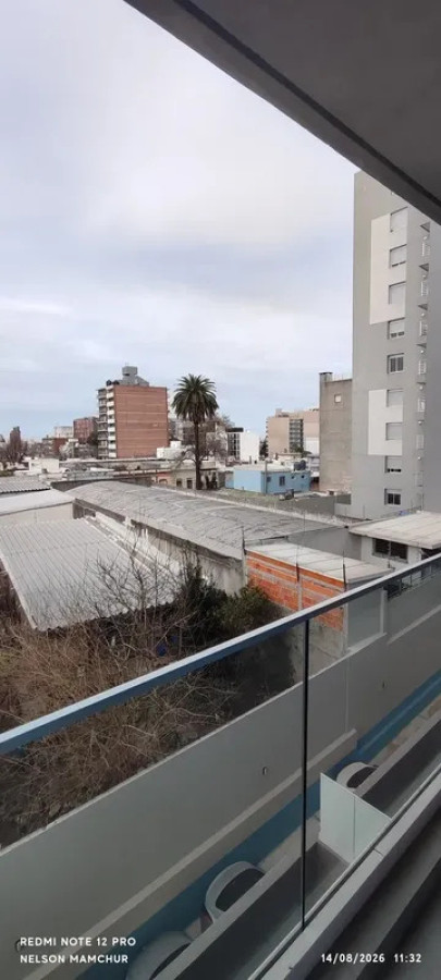 Apartamento ID.6830 - Alquiler Apartamento 1 Dormitorio La Blanqueada balcon y cochera