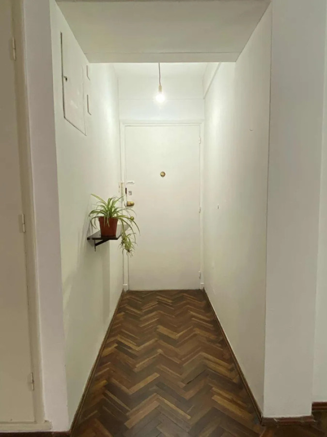 Apartamento ID.4663 - Alquiler Apartamento 1 Dormitorio Centro con Patio
