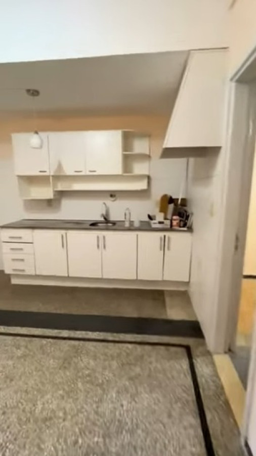 Apartamento ID.6831 - Alquiler Apartamento 2 Dormitorios Brazo Oriental con garaje