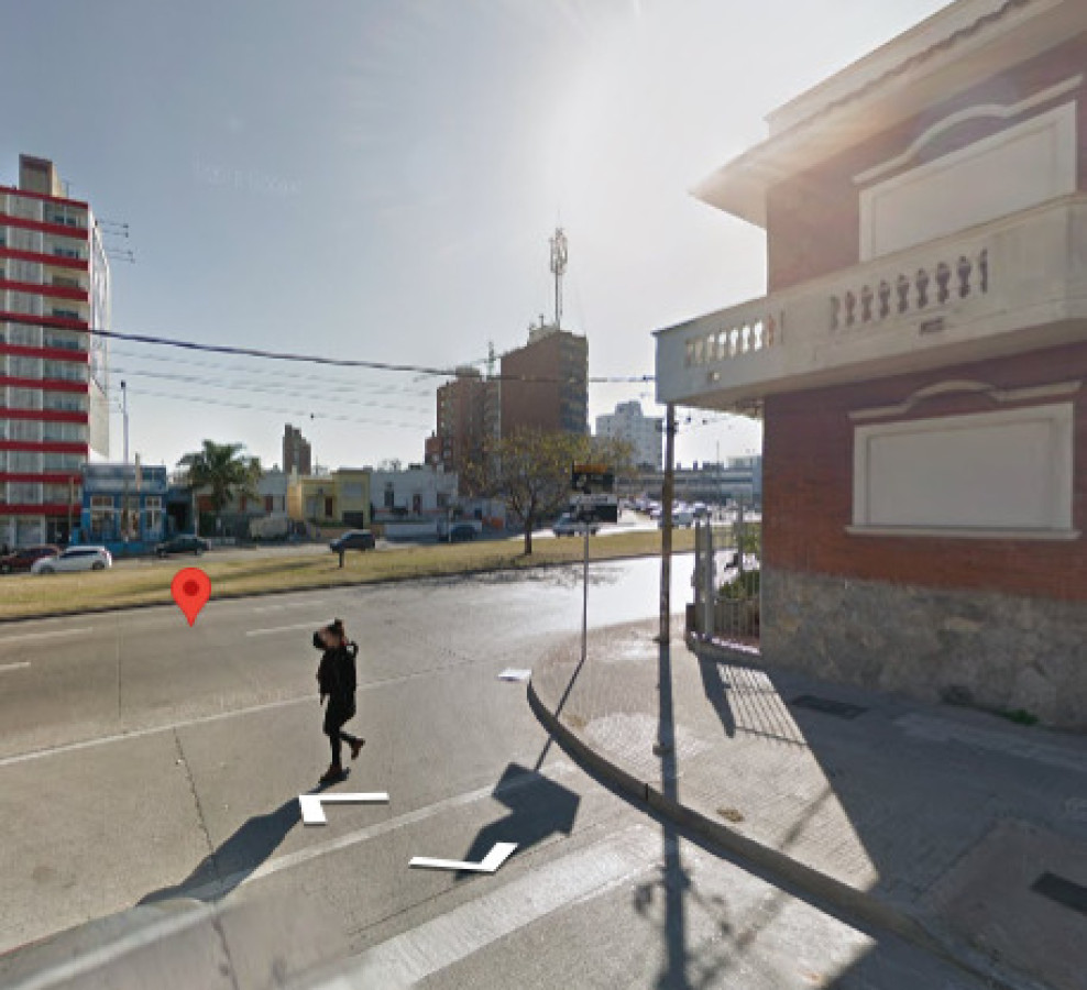 Apartamento ID.5777 - Alquiler Apartamento 2 Dormitorios Parque Batlle con balcon 