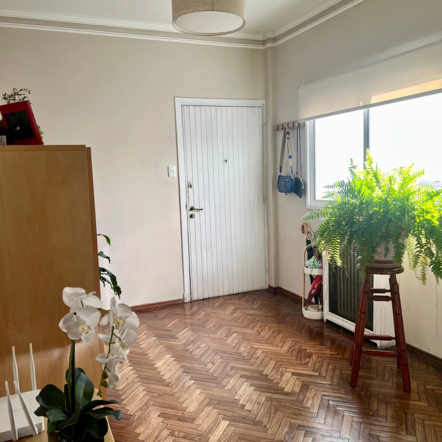 Apartamento ID.5114 - Venta y Alquiler Apartamento 3 Dormitorios Centro con terraza