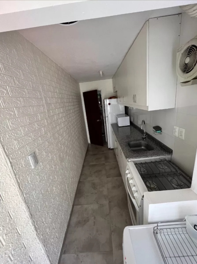 Apartamento ID.2639 - Venta Apartamento 2 Dormitorios Punta Carretas Balcón y Garaje