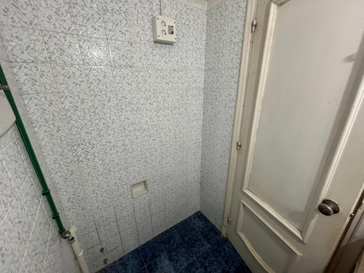 Apartamento ID.5751 - Alquiler o Venta Apartamento 4 Dormitorios Cordon con Balcon