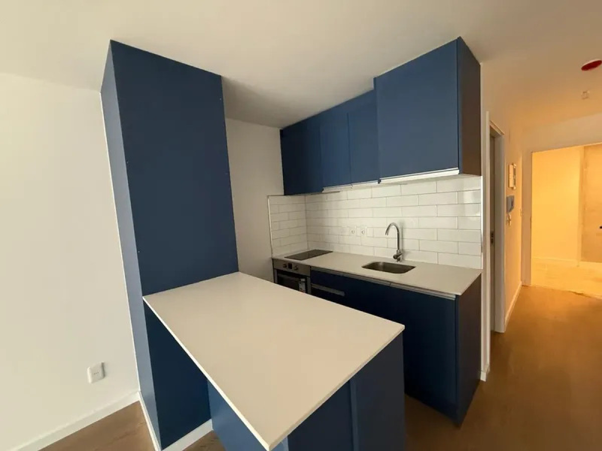 Apartamento ID.6631 - Alquiler o Venta Apartamento Monoambiente Cordon con balcon