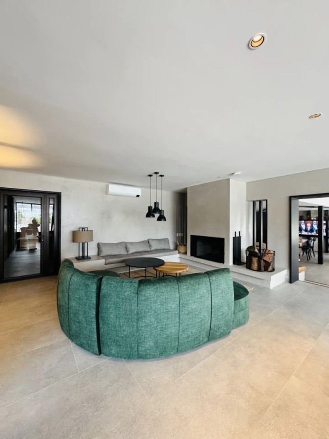 Apartamento ID.6723 - Alquiler Apartamento Premium Lawa Barra de Carrasco con Cochera