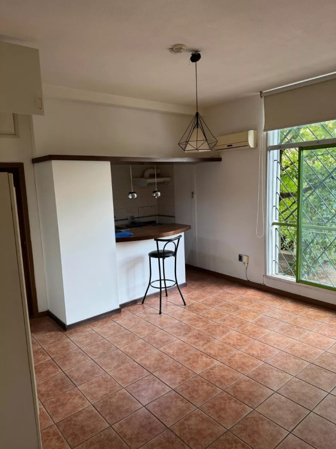 Apartamento ID.4531 - Alquiler Apartamento Monoambiente Atahualpa
