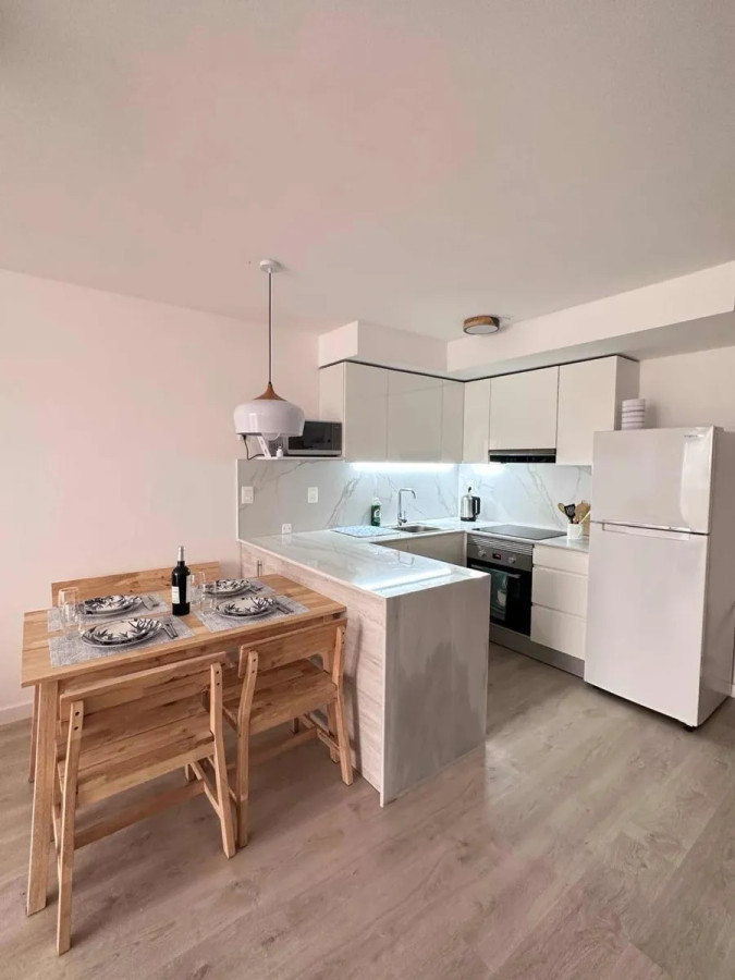 Apartamento ID.4692 - Alquiler Apartamento 1 Dormitorio Parque Rodó con balcón 