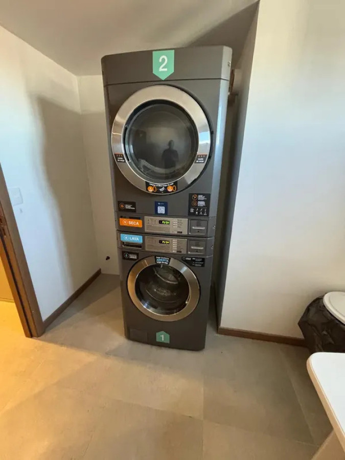 Apartamento ID.6120 - Alquiler Apartamento 1 Dormitorio Pocitos balcon y garaje