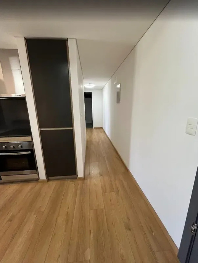 Apartamento ID.6221 - Alquiler Apartamento 2 Dormitorios Centro con balcon y garaje