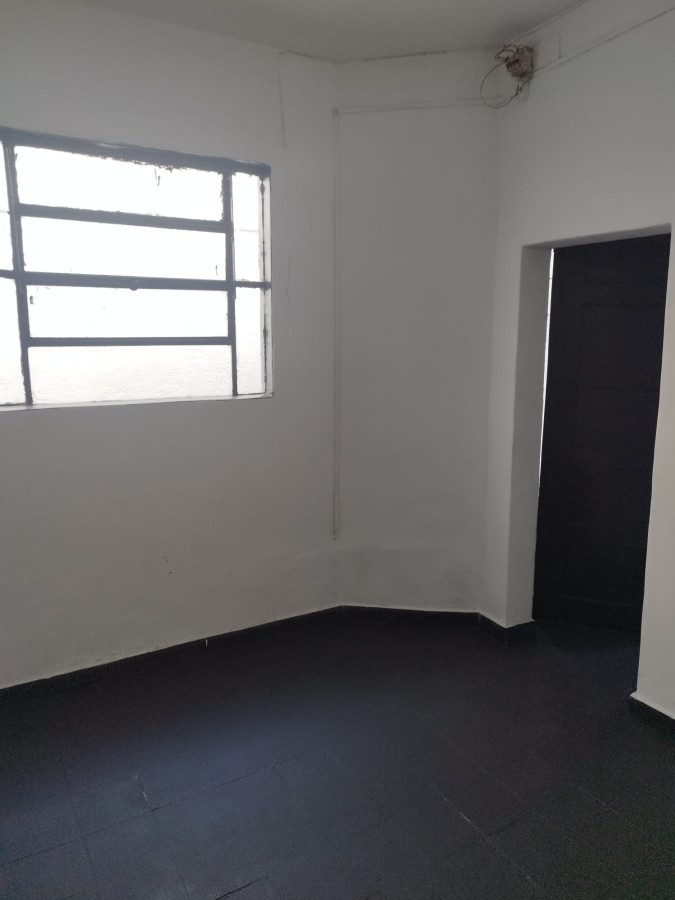 Apartamento ID.4515 - Alquiler Apartamento 3 Dormitorios La Teja con Patio Interno