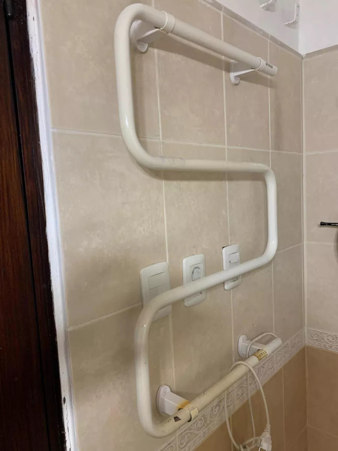 Apartamento ID.4282 - Venta con Renta Apartamento 3 Dormitorios La Comercial Terraza