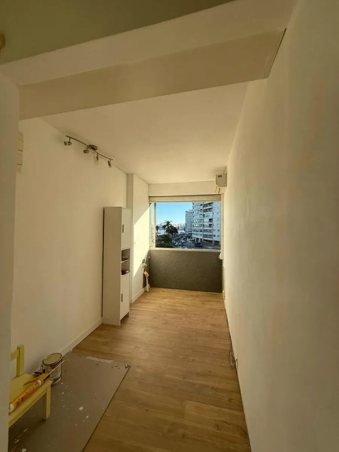 Apartamento ID.4797 - Alquiler Apartamento 2 Dormitorios Buceo con garaje 