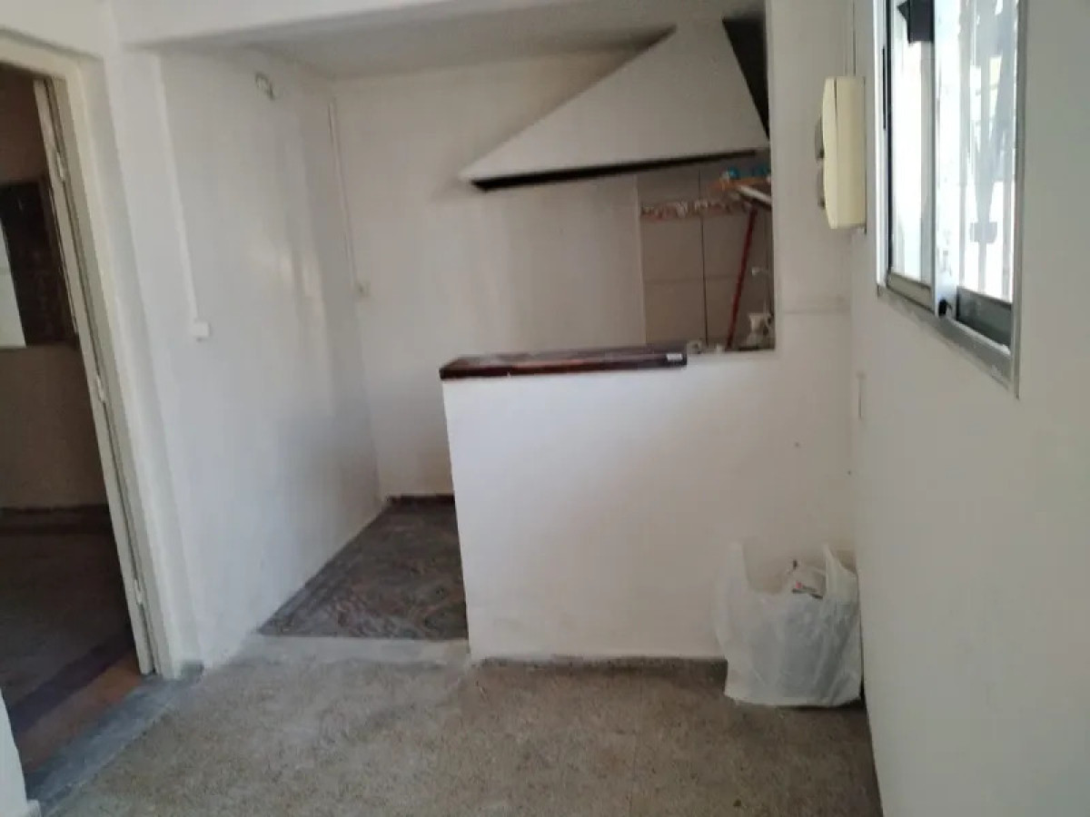 Apartamento ID.6621 - Alquiler Apartamento 1 Dormitorio Cerrito con patio