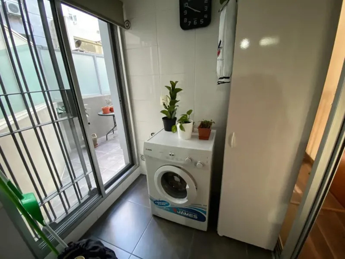 Apartamento ID.6805 - Venta Apartamento 2 Dormitorios Punta Carretas balcon y cochera