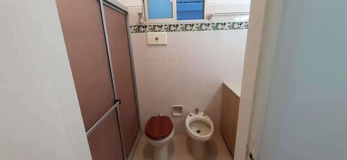 Apartamento ID.6072 - Alquiler Apartamento 1 Dormitorio Pocitos con patio interno