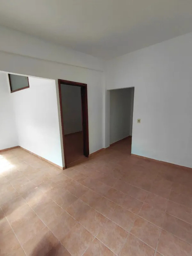 Apartamento ID.6155 - Alquiler Apartamento 1 Dormitorio La Blanqueada con patio