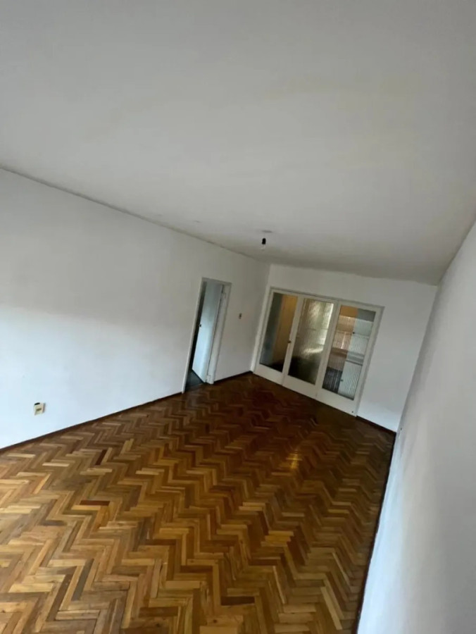 Apartamento ID.6013 - Alquiler Apartamento 2 Dormitorios Cordón con balcon