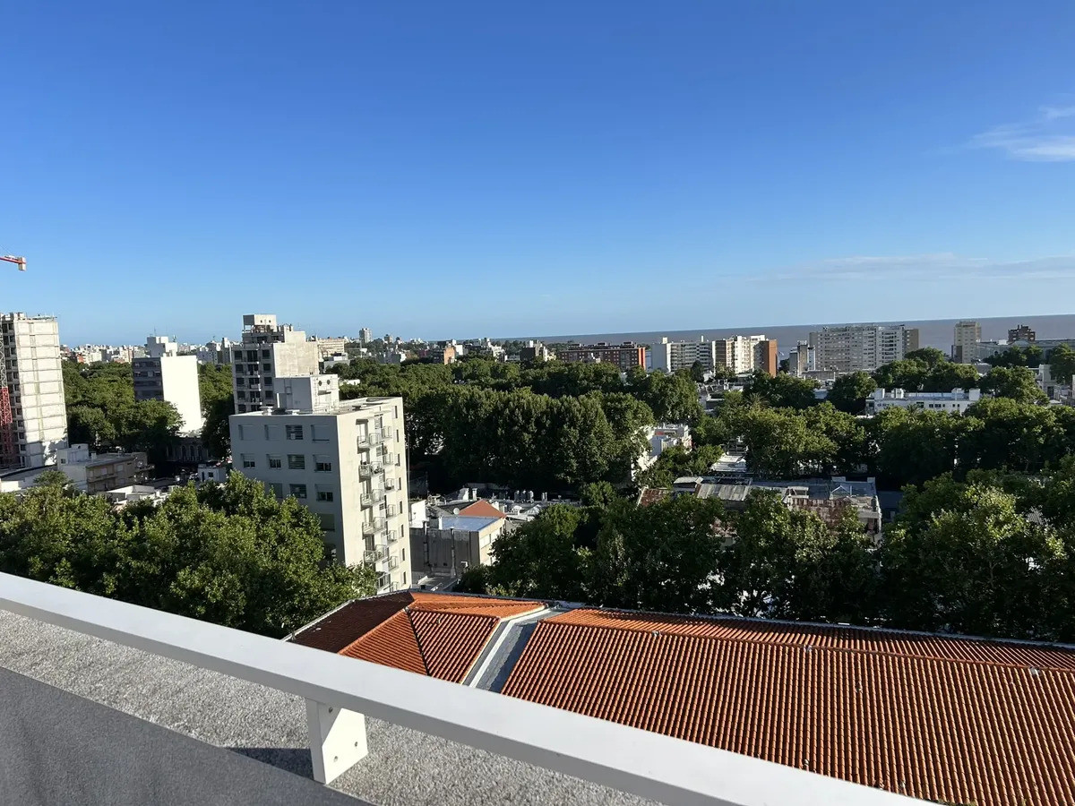 Apartamento ID.6156 - Alquiler Apartamento 2 Dormitorios Cordón con balcon y garaje