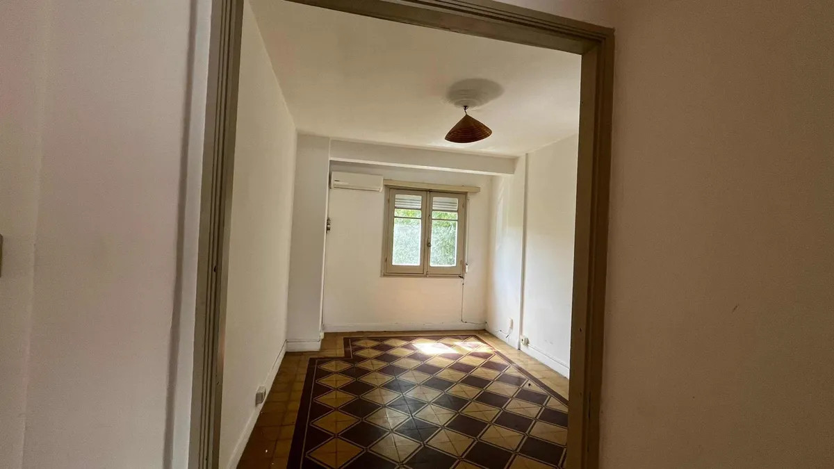 Apartamento ID.4971 - Venta Apartamento con Renta 3 Dormitorios Cordón con patio 