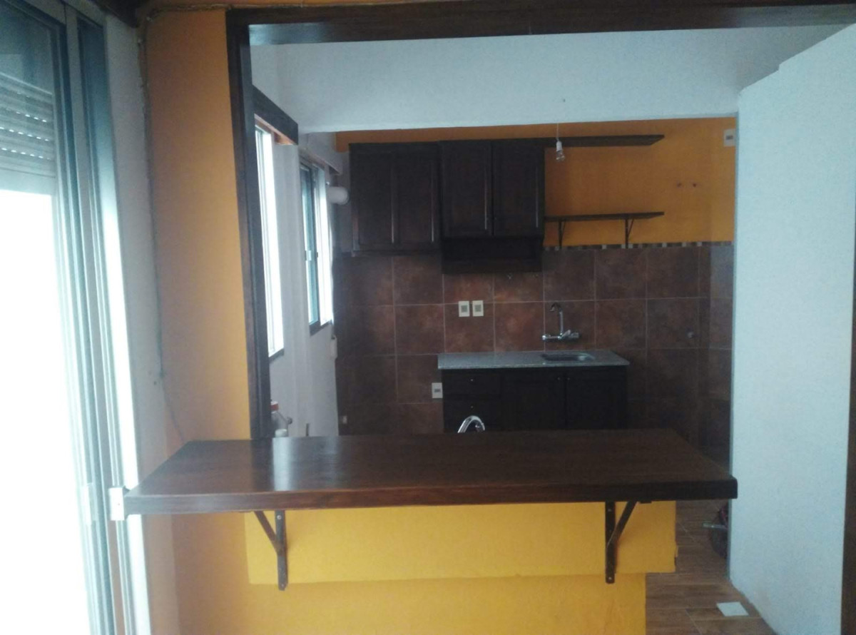Apartamento ID.6470 - Venta con Renta Apartamento 2 Dormitorios Cordón con balcon