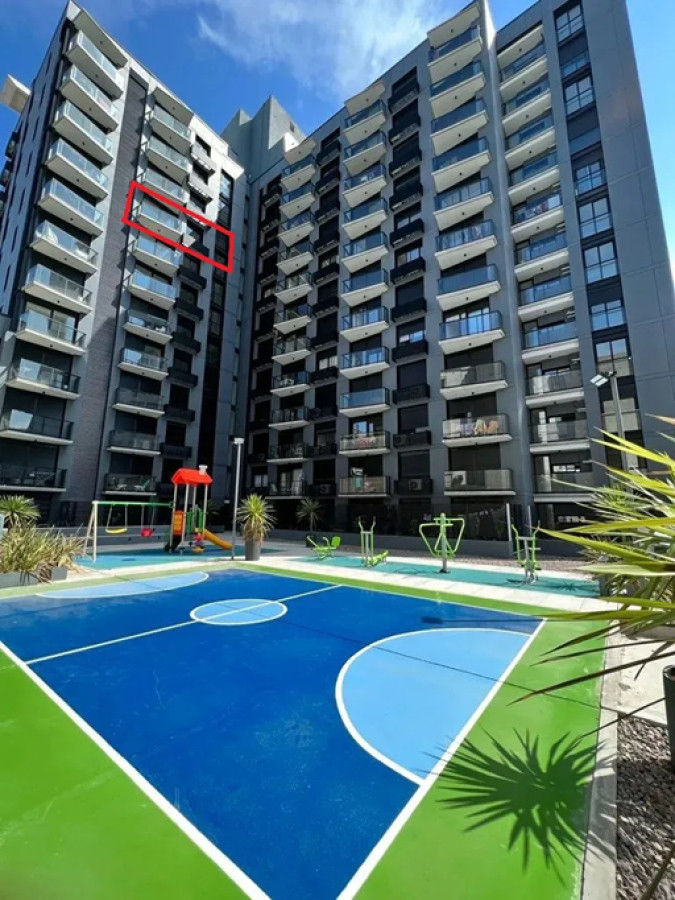 Apartamento ID.4699 - Alquiler Apartamento 2 Dormitorios Centro con Balcón