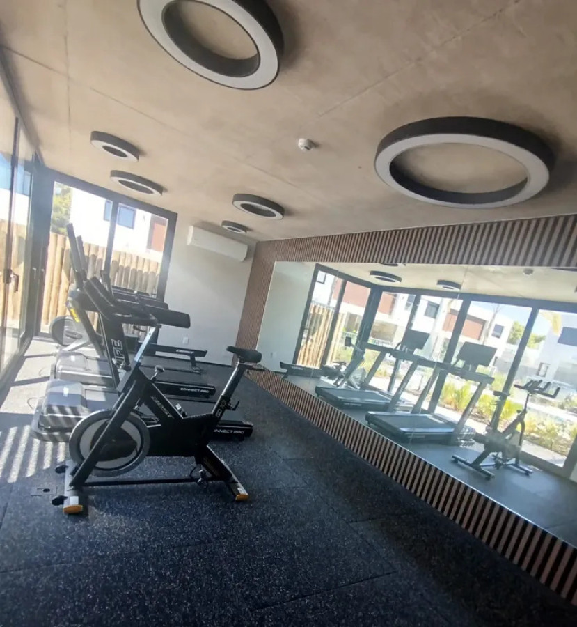 Apartamento ID.6149 - Venta y Alquiler Apartamento 2 Dormitorios Carrasco balcon