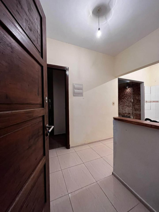 Apartamento ID.5985 - Venta Apartamento con Renta 1 Dormitorio Maroñas con Patio