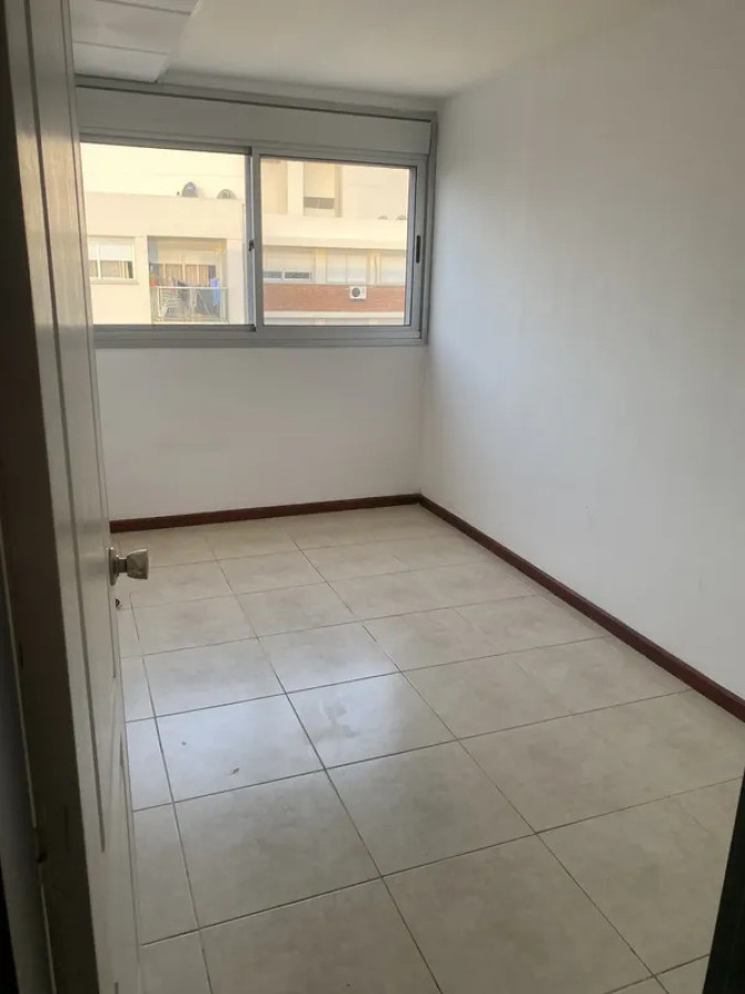 Apartamento ID.6285 - Alquiler Apartamento 2 Dormitorios Aguada con balcon