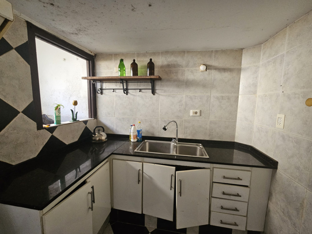 Apartamento ID.6539 - Venta Apartamento 2 Dormitorios Ciudad Vieja con azotea
