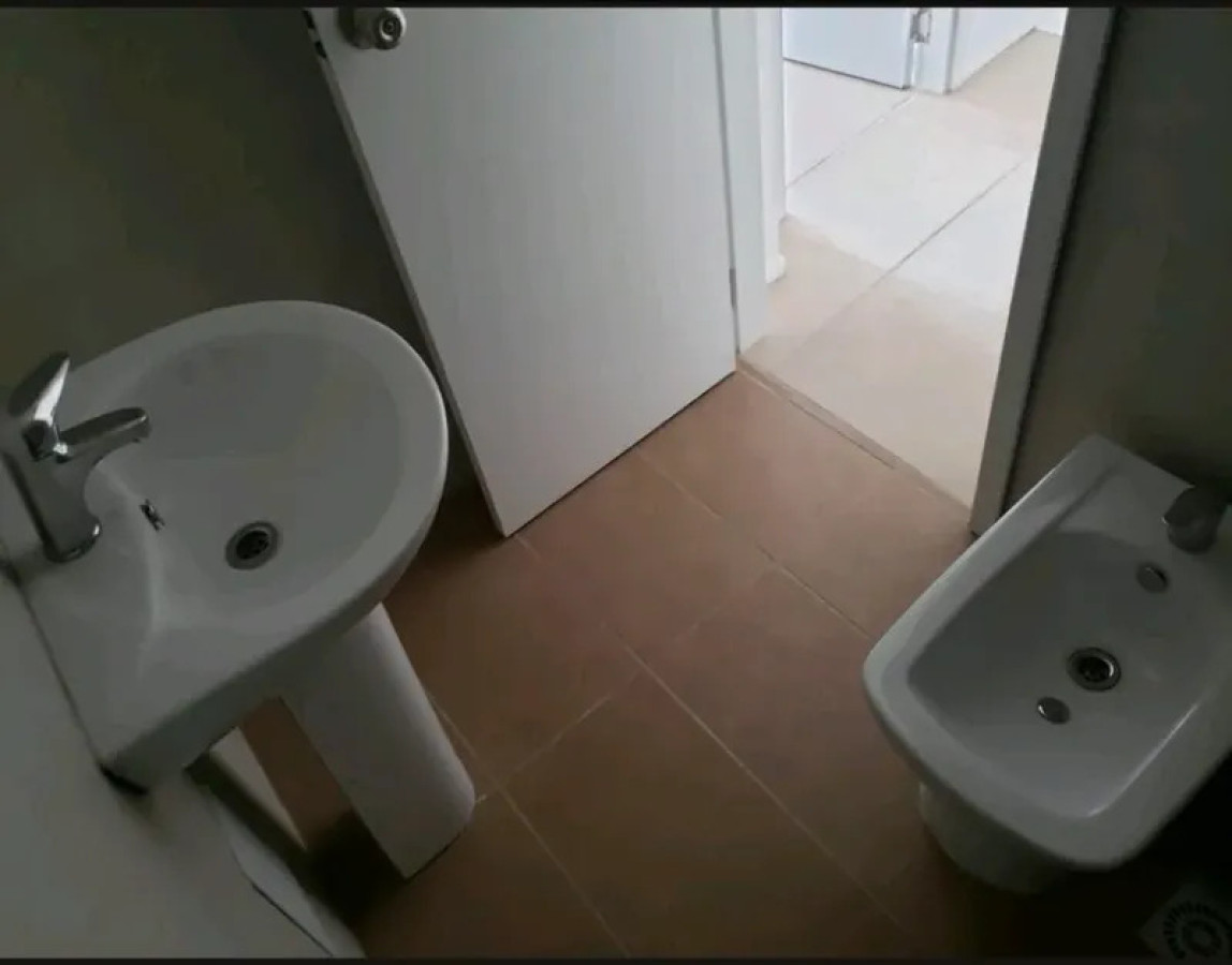 Apartamento ID.6617 - Venta con Renta Apartamento 2 Dormitorios Brazo Oriental