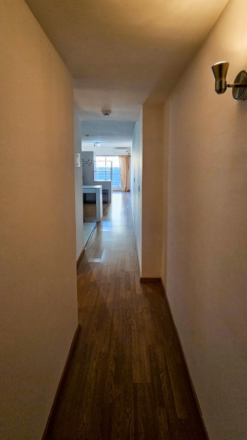 Apartamento ID.3109 - Alquiler Apartamento Monoambiente Semiamueblado Pocitos Balcón