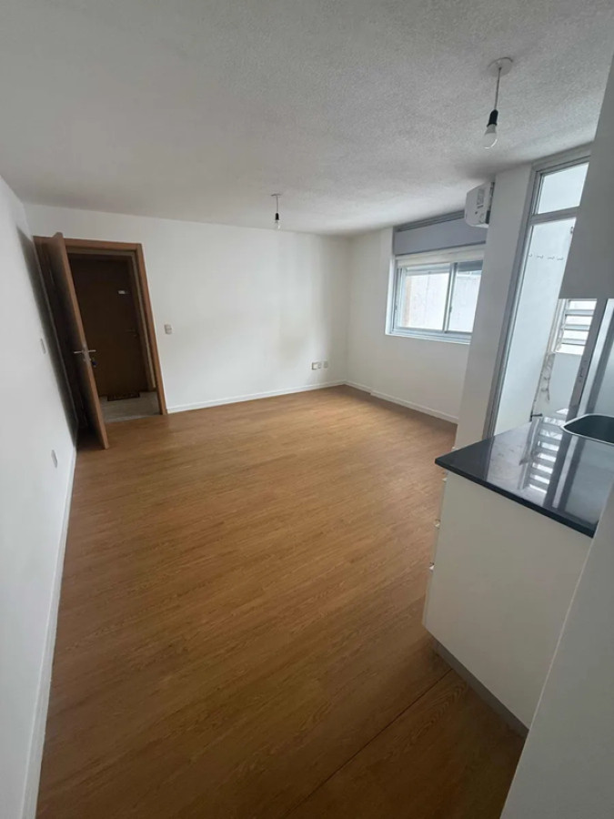 Apartamento ID.5140 - Alquiler Apartamento Impecable 1 Dormitorio Tres Cruces 