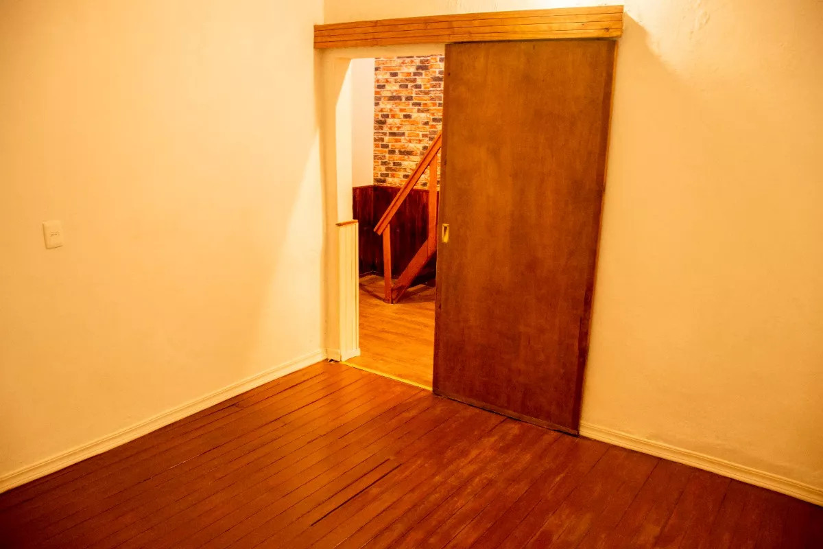 Apartamento ID.4272 - Venta Apartamento 3 Dormitorios La Comercial con Parrillero