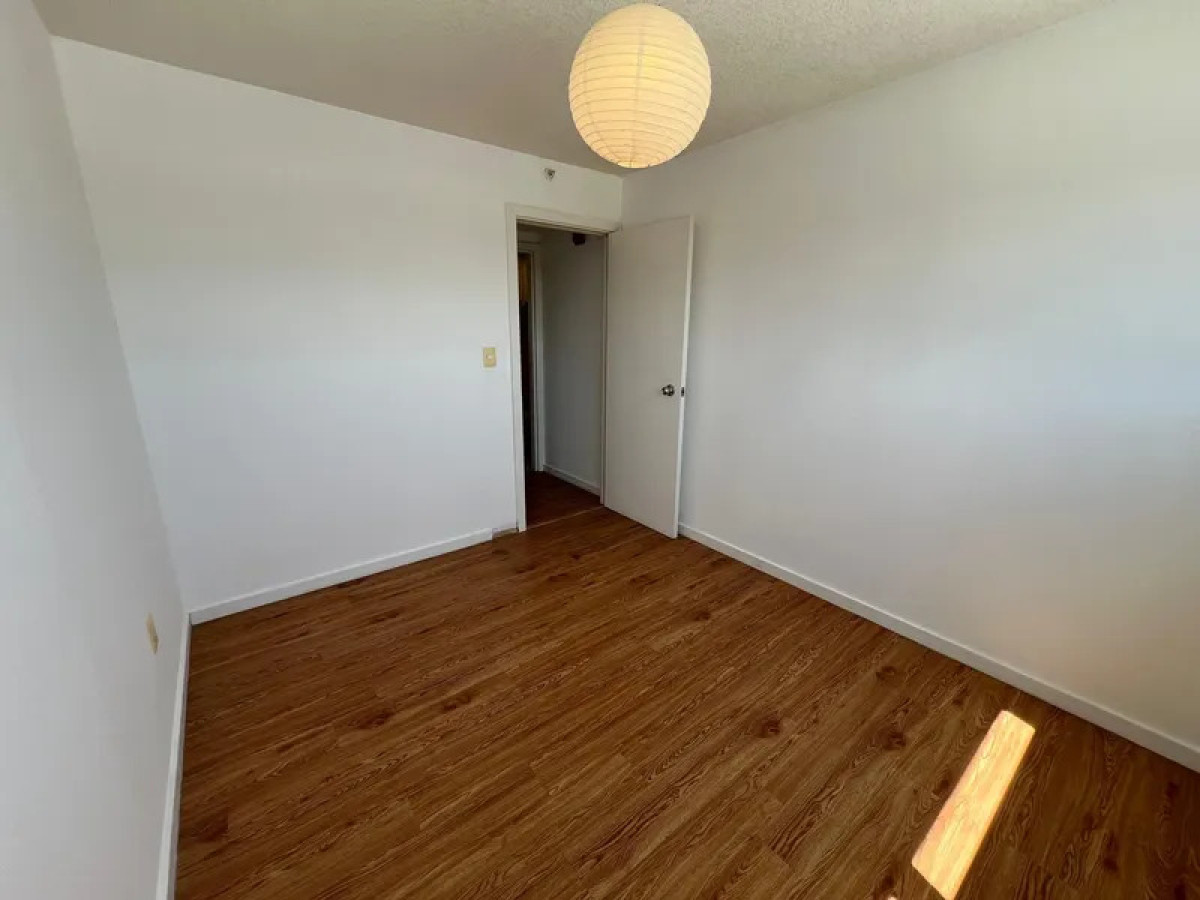 Apartamento ID.6189 - Alquiler Apartamento 2 Dormitorio Jacinto Vera con balcon