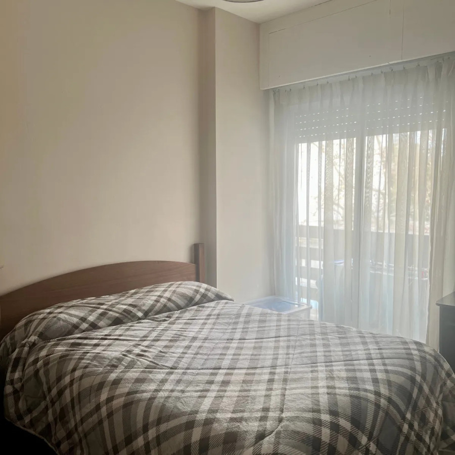 Apartamento ID.5114 - Venta y Alquiler Apartamento 3 Dormitorios Centro con terraza