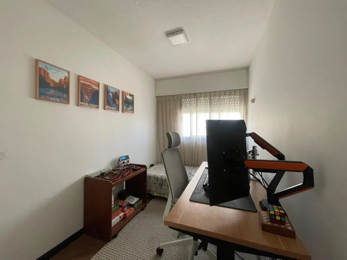 Apartamento ID.6168 - Alquiler Apartamento 2 Dormitorios Punta Carretas cochera