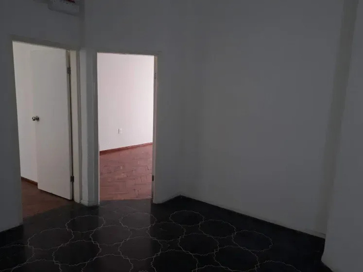 Apartamento ID.6774 - Alquiler Apartamento 2 Dormitorios La Blanqueada con patio